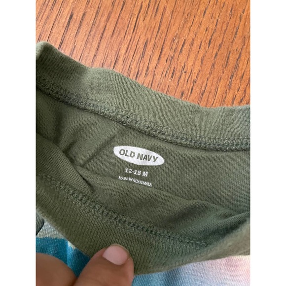 Old Navy Bear Shirts with Scenic View- Size 12-18m - Picture 5 of 6